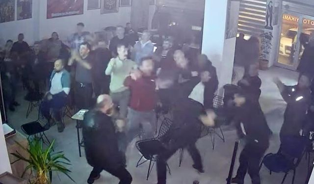 Trabzonspor Taraftarları Galibiyetle Coştu: O Anlar Kameraya Yansıdı