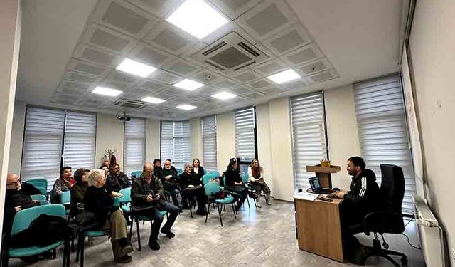 Emekli vatandaşlara sağlık bilgilendirmesi