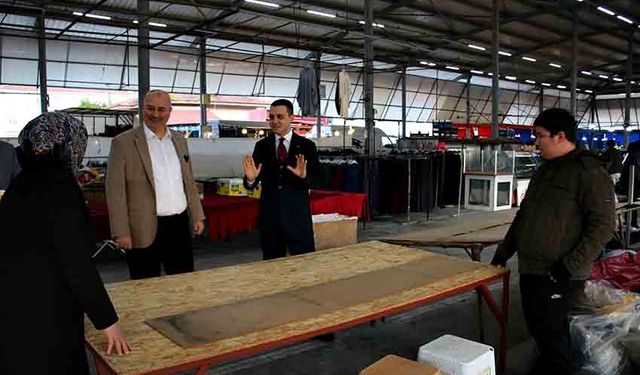 Kaymakam ve başkan pazaryerinde
