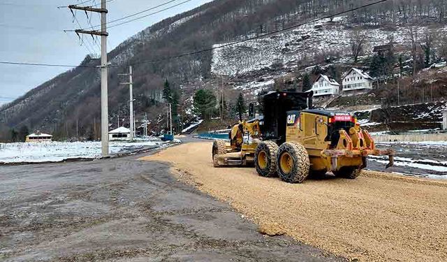 Köy içi yollarda zemin iyileştirildi
