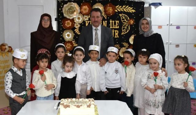 Bilecik’te minikler Kur’an’a geçmenin mutluluğunu yaşadı