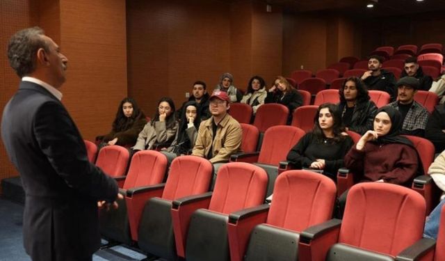 Dekan Avcı Öğrencilerin Hedeflerini Dinledi