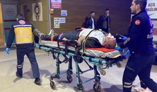 Kamyon Kasasından Düşen İşçi Yaralandı