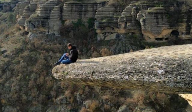 Sanatçı Çelik Klip Çekmişti, Valilikten Taş Teras Uyarısı