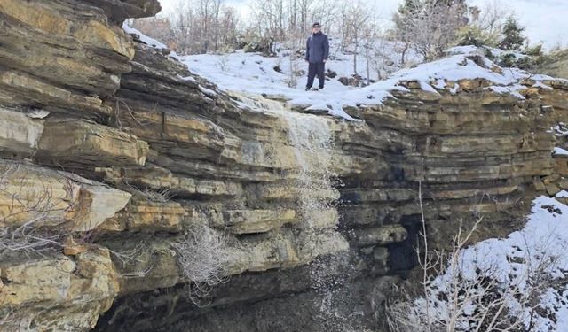 Yağmur ve kar, Harput’ta doğal şelaleler oluşturdu
