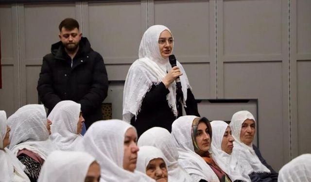 Karabüklü kadınlardan Zeynep Güneş’e yöresel kıyafetli destek