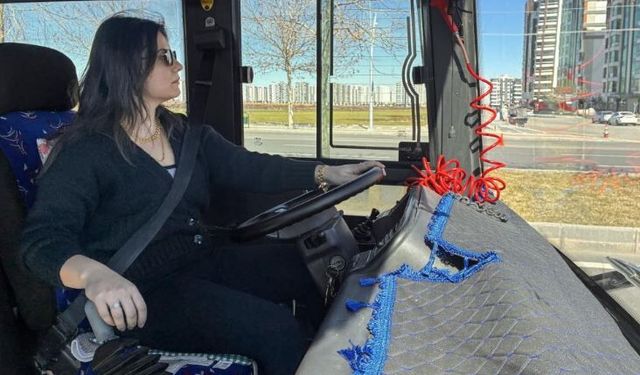 50 kadın, otobüs şoförü olabilmek için eğitim alıyor