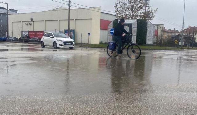 Bolu’ya Sağanak Uyarısı: Yüksek Kesimlerde Kar Bekleniyor