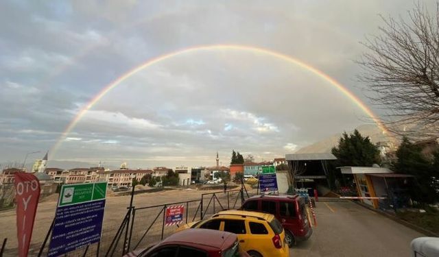 Bursa Semalarında Gökkuşağı Şöleni