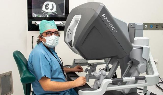 Göğüs Cerrahisinde bir ilk: Robotik Cerrahi uygulandı