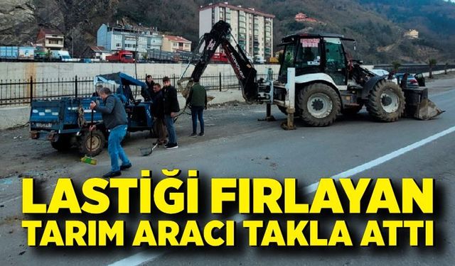 Patpatın Lastiği Fırladı, Araç Takla Attı: 1 Yaralı