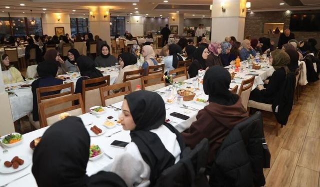 Öğrencilerle bir araya geldiler