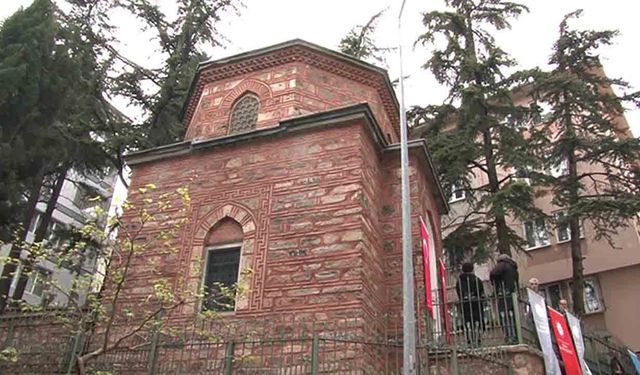 Abdüllatif Kudsi Türbesi yeniden ziyarete açıldı