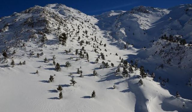 Antalya'nın zirvelerinde Nisan ayında kar sürprizi