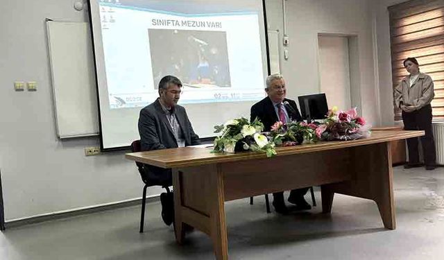 Başkan Altundal, mezun olduğu okulda gençlerle buluştu