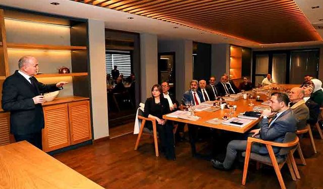 Düzce’de Siyasi Liderler Bir Araya Geldi