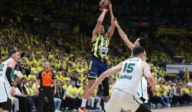 Fenerbahçe, Euroleague play-off serisinde 1-0 öne geçti