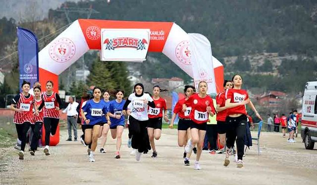 Karabük’te ANALİG Atletizm Kros Heyecanı Tamamlandı