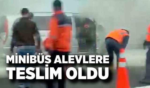 TEM'de minibüs yangını