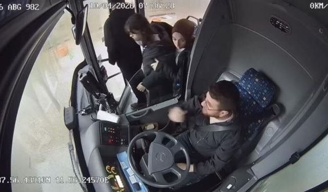 Otobüste fenalaşan genç kız hastaneye yetiştirildi