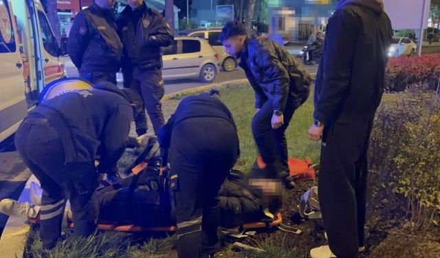 Motosiklet Otomobile Çarptı: Sürücü Yaralandı