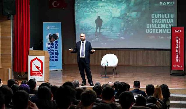 Rektör Akkaya'dan “Gürültü çağında dinlemeyi öğrenin” mesajı