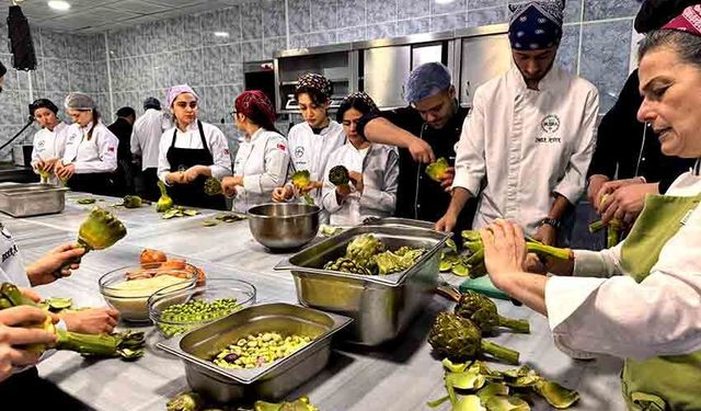 Zeytinyağıyla Gastronomi Dersi: Öğrencilerden Uygulamalı Deneyim