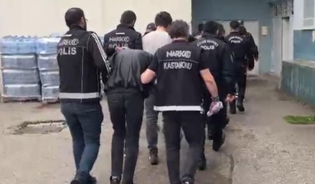 Zehir tacirlerine yönelik operasyonda 5 şüpheli tutuklandı
