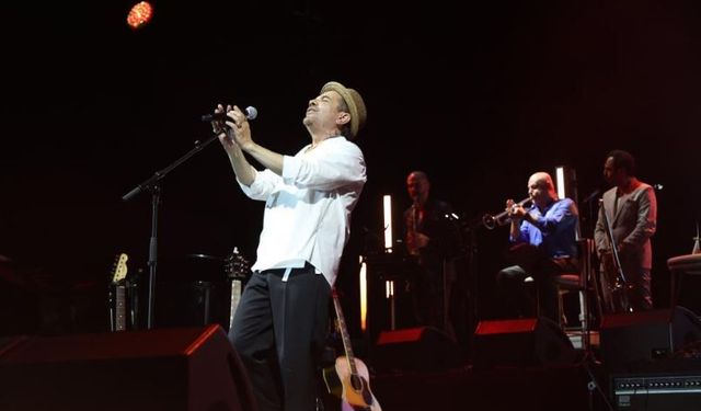 Caz Festivali'nde "Kenan Doğulu" rüzgarı
