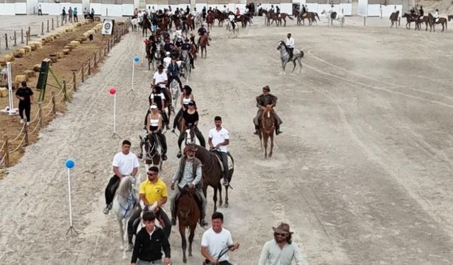 "Kapadokya At Festivali" başladı