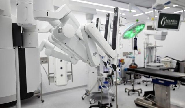 Manisa'da robotik cerrahide 2 ayda 30 başarılı ameliyat