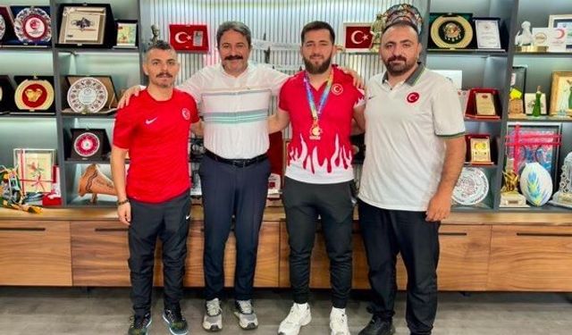 Eskişehirli güreşçiler Türkiye ikincisi oldu