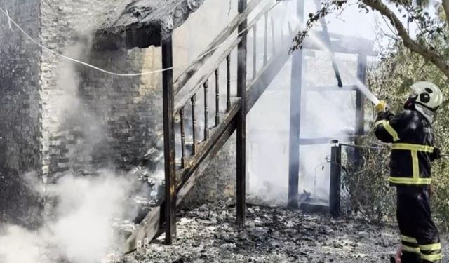 Kastamonu'da tesiste çıkan yangın ormana sıçramadan söndürüldü