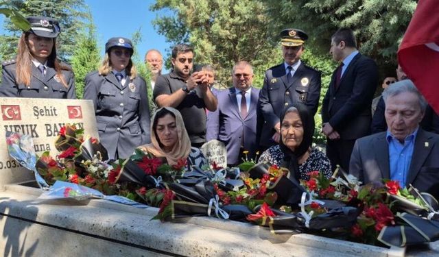 15 Temmuz şehidi Ufuk Baysan kabri başında anıldı