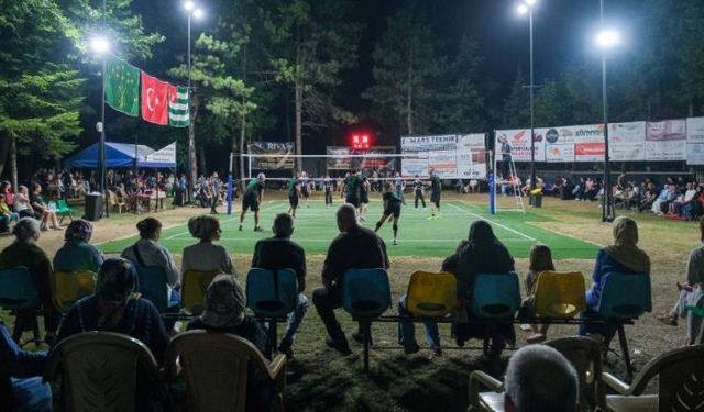 Türkiye'nin tek köy voleybol turnuvası başladı