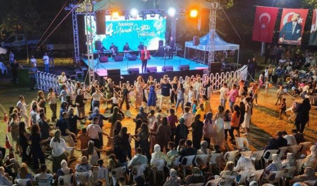 Anadolu'nun tüm renkleri sahilde buluştu