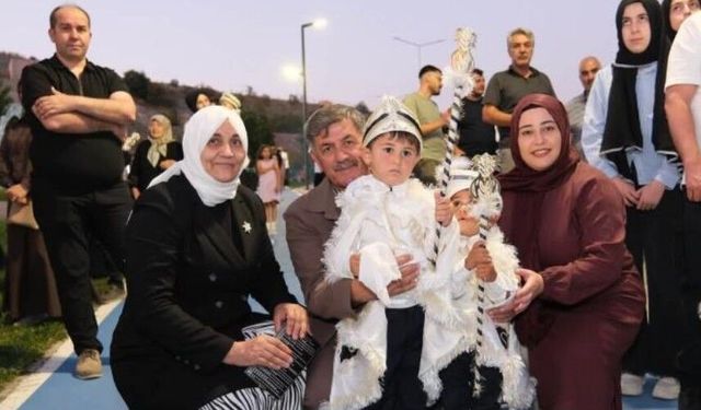 Sünnet şöleni geleneği bu yıl da sürdü; 96 çocuk ücretsiz olarak sünnet ettirildi