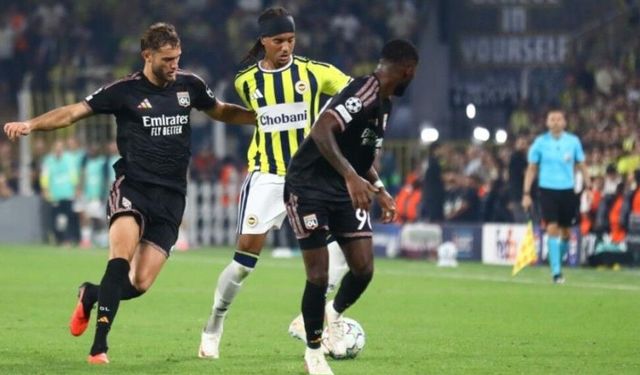 UEFA Şampiyonlar Ligi: Fenerbahçe: 1 - Olympique Lyon: 1