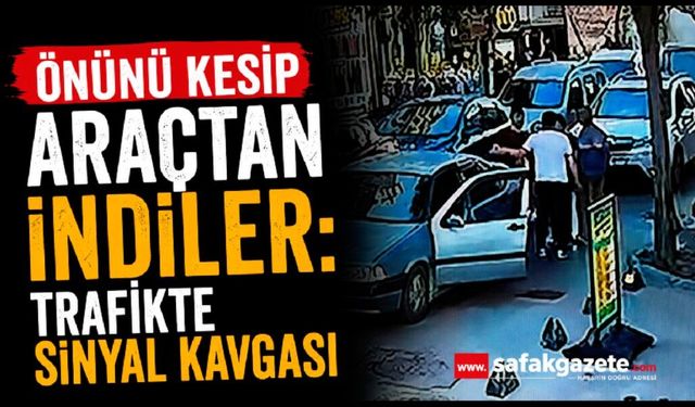 Otomobilden indiler, motosiklet sürücüsüne saldırdılar