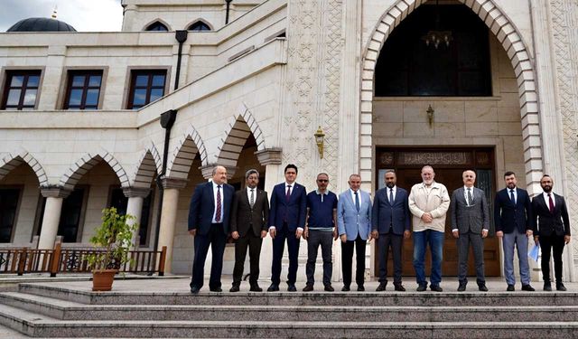 Cumhurbaşkanı Başdanışmanı İsrafil Kışla’dan BARÜ’ye ziyaret