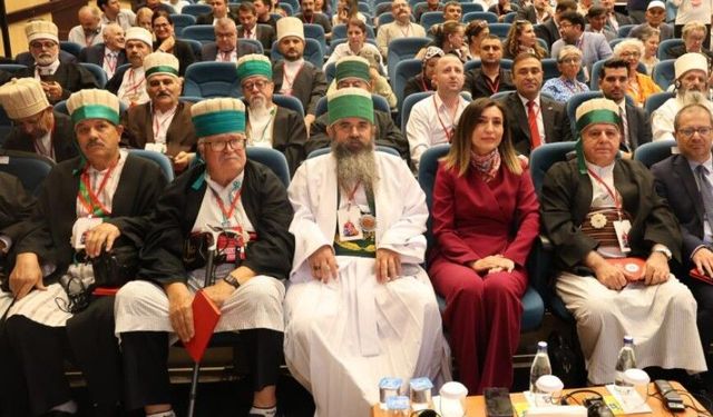 Hacıbektaş’ta Bektaşiliğin Anadolu’dan Balkanlar’a uzanan mirası konuşuldu