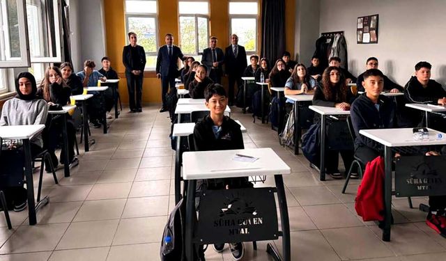 Kaymakam Uzan öğrencilerle bir araya geldi