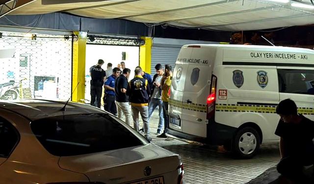 Oto yıkamacıda silahlı kavga: 1 ölü, 2 yaralı