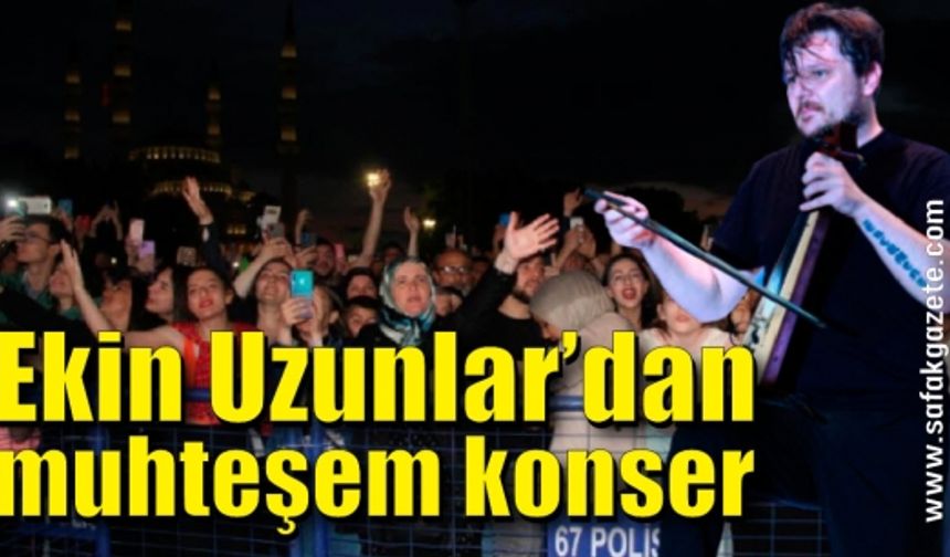 Sevilen sanatçısı Ekin Uzunlar, Zonguldak'ta konser verdi