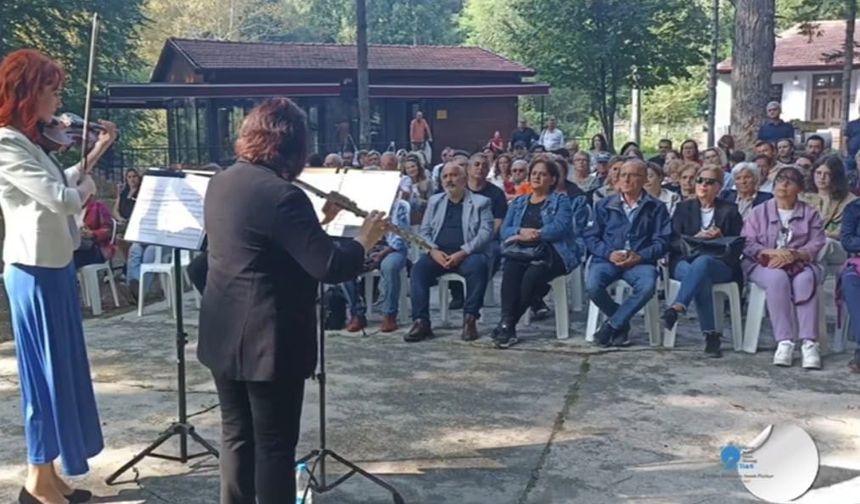 Zonguldak’ta Muhteşem Klasik Konser: Lotus Duo Flüt Keman Konseri