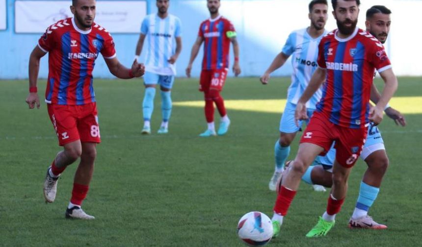 TFF 3. Lig: Pazarspor: 2 - Karabük İdmanyurdu: 2