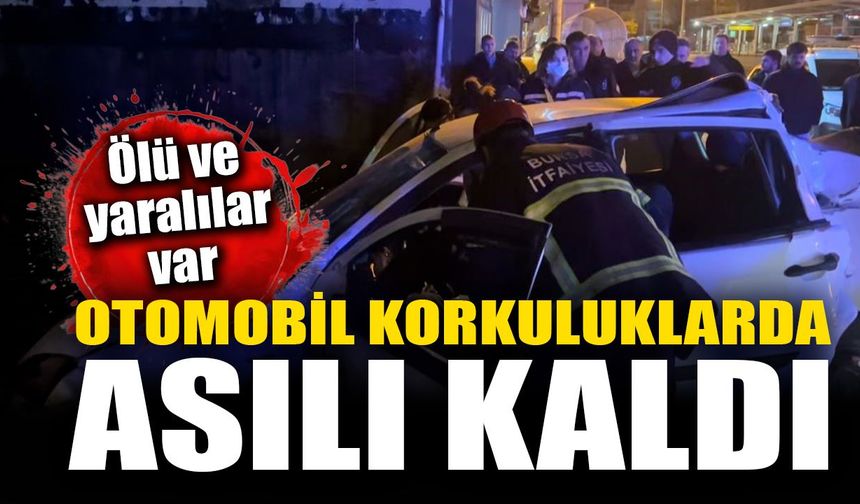 Otomobil korkuluklarda asılı kaldı: Ölü ve yaralılar  var