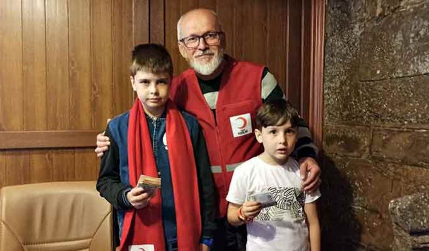 Devrekli öğrencilerden Filistin’e anlamlı bağış