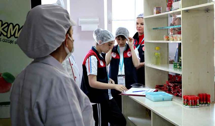 Okul kantinleri öğrenciler tarafından denetliyor
