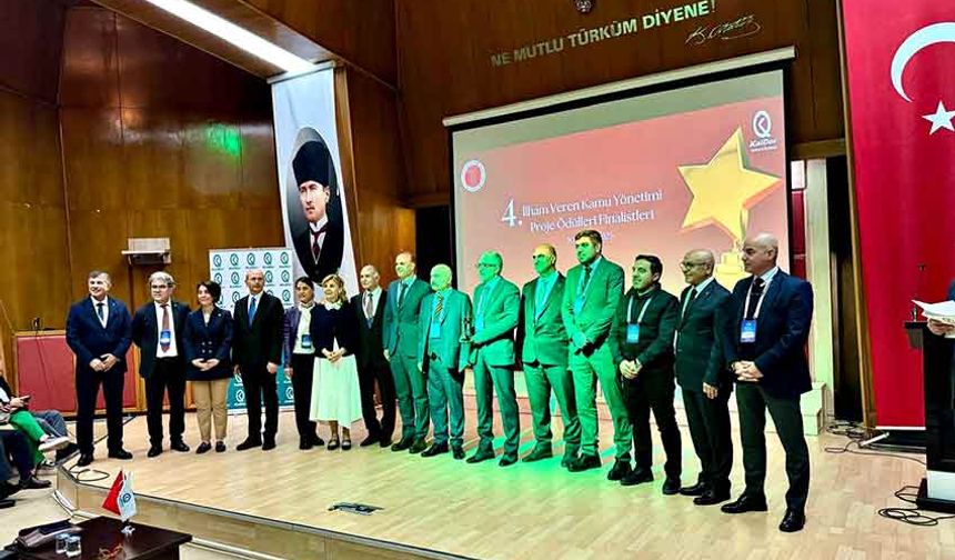 BARÜ’ye İlham Veren Kamu Yönetimi Proje ödülü